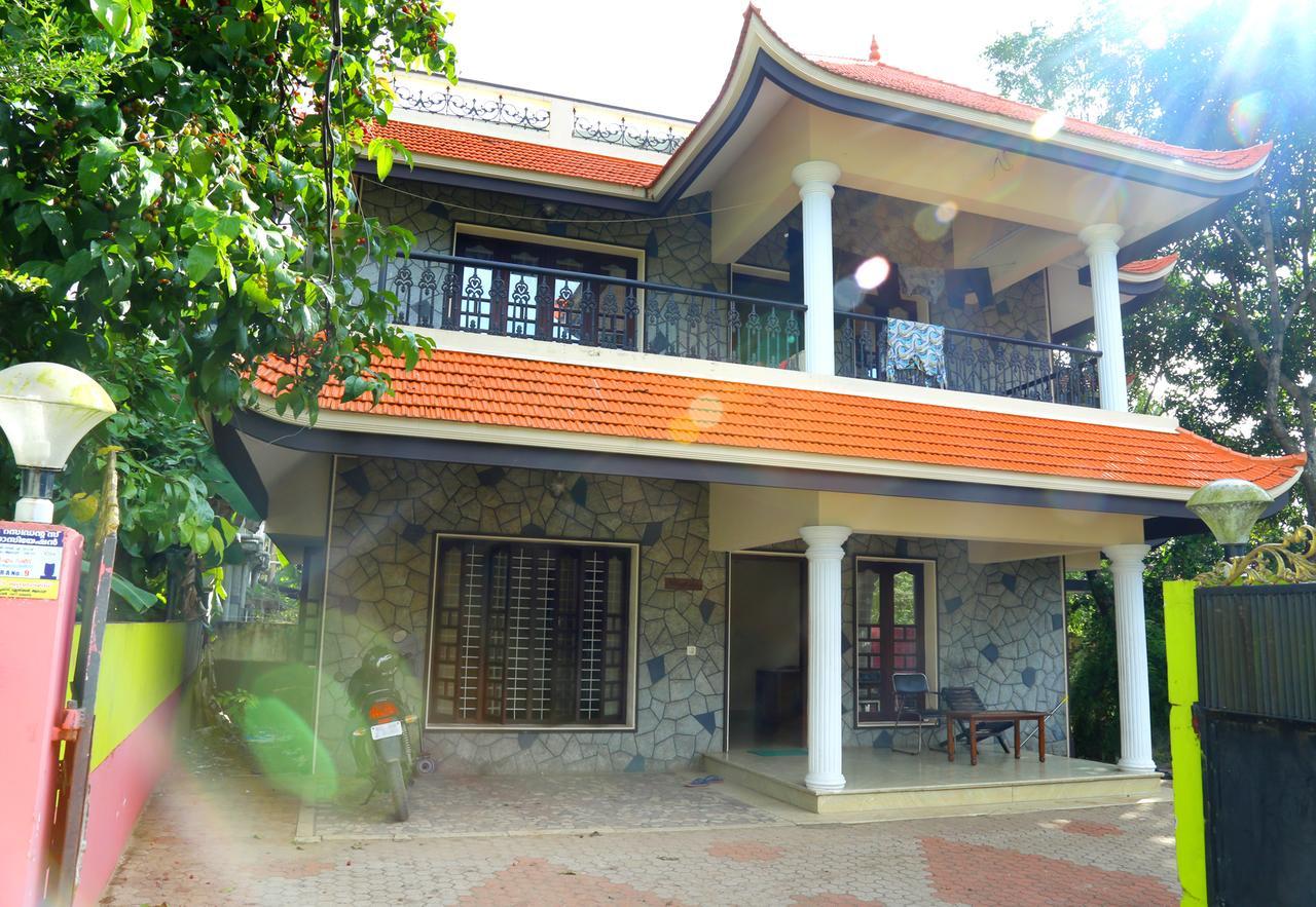 Daffodils Homestay Alappuzha ภายนอก รูปภาพ